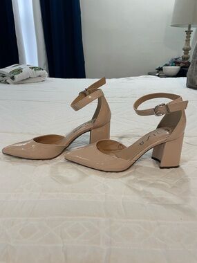 Women's Nude Patent Block Heel Pumps with Ankle Strap